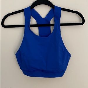 Lululemon high neck sports bra size 8